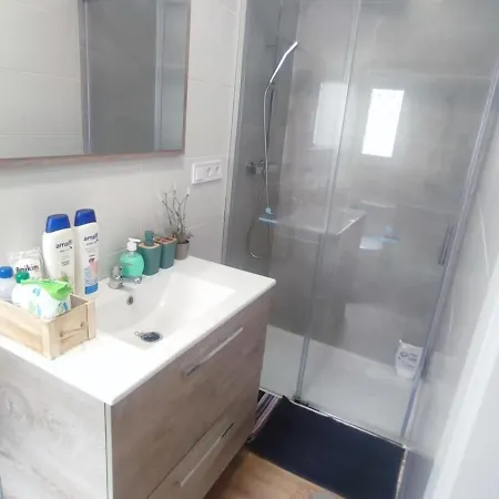 Apartamento La Reina Ii Apartment Almeria