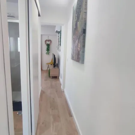 Apartamento La Reina Ii Apartment