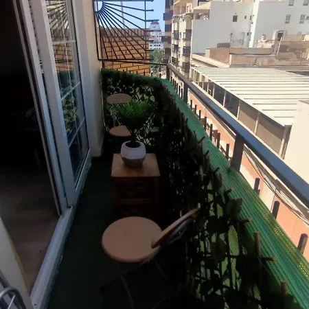 Apartamento La Reina Ii Apartment *