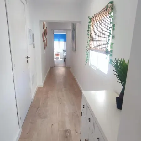 Apartamento La Reina Ii Apartment Almeria