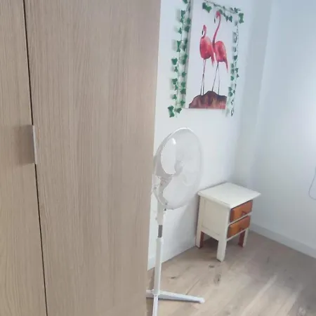 Apartamento La Reina Ii Apartment *