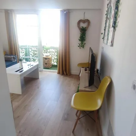 Apartamento La Reina Ii Almeria